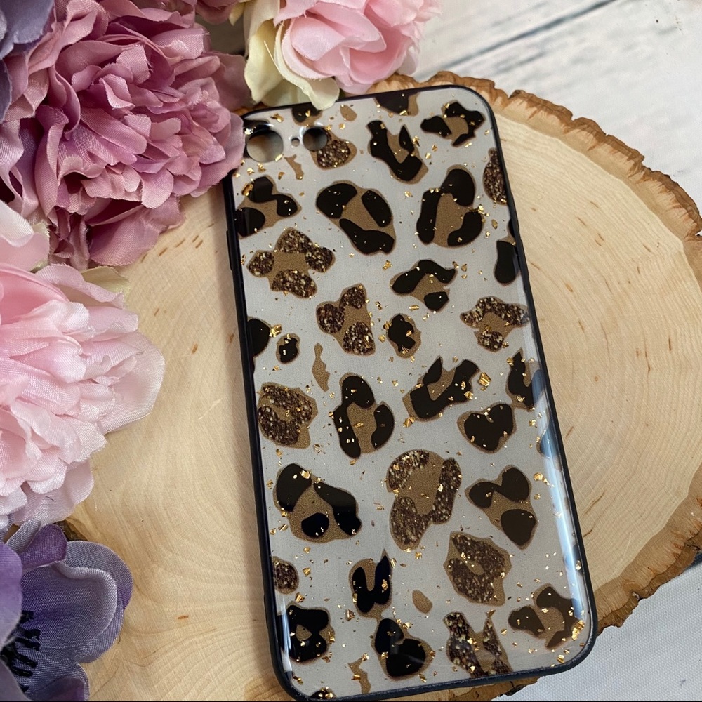 Gorgeous Leopard iPhone Case with Glitter - Picture 3 of 10